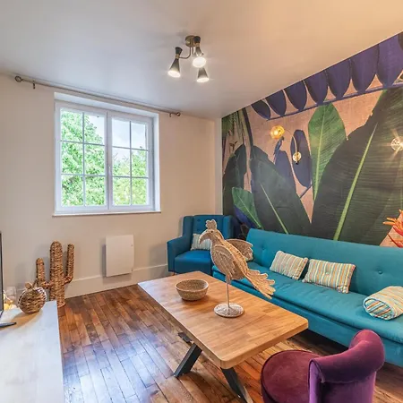Le Jungle - Appt Pour 6 Avec Parking Prive Apartment Paray-le-Monial Exterior photo
